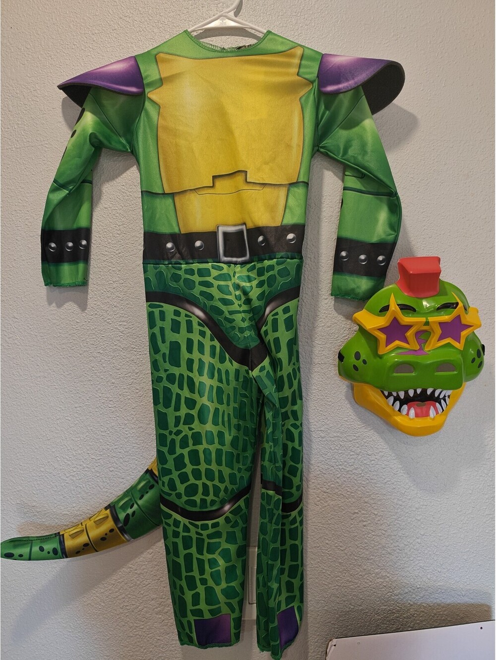 Five Nights at Freddy's Security Breach Montgomery Gator Boy